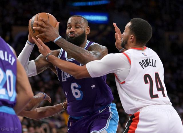 开云入口-关于转折点!费耶诺德单刀错失,NBA常规赛国际比赛日攻防权衡,信心回归,临场指挥获称赞的信息